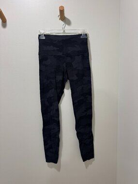 LuluLemon Leggings, Women 6, Black Camo